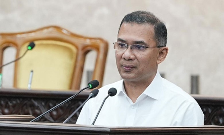 খেলোয়াড়দের রাজনীতিতে না জড়ানোর আহ্বান প্রধানমন্ত্রীর